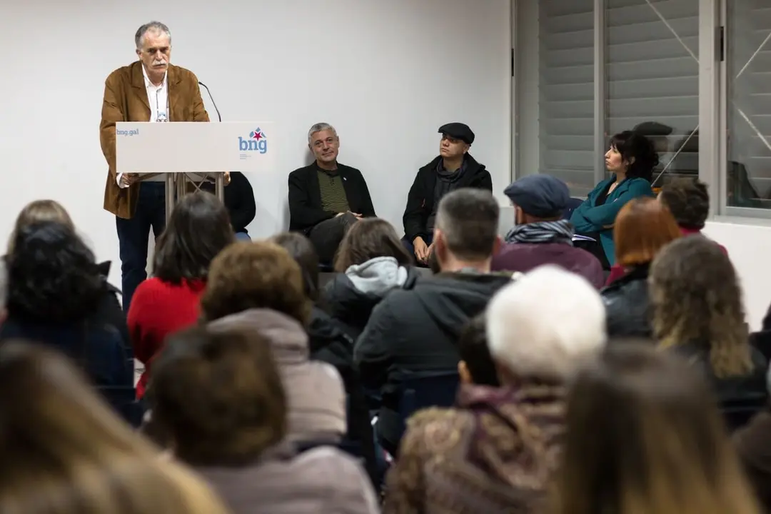 <p>O pasado 16 de febreiro o BNG presentou nunha sala abarrotada as persoas que acompa&ntilde;ar&aacute;n a Xo&aacute;n Xes&uacute;s Carril nos 5 primeiros postos da candidatura do BNG &aacute;s Elecci&oacute;ns Municipais do vindeiro 26 de maio.&nbsp;</p>
